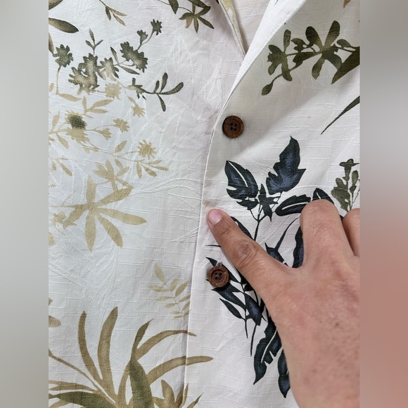 Tommy Bahama silk botanic shirt size:XL - Picture 4 of 15